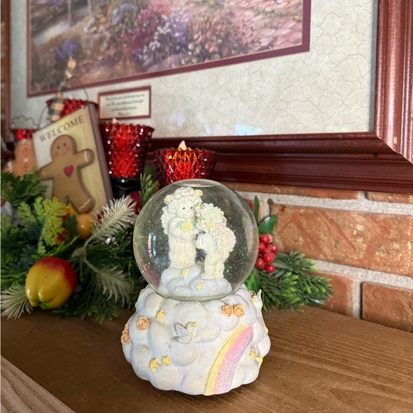 Vintage Cherub Musical Snow Globe with Rainbow and Clouds - Picture 3 of 7